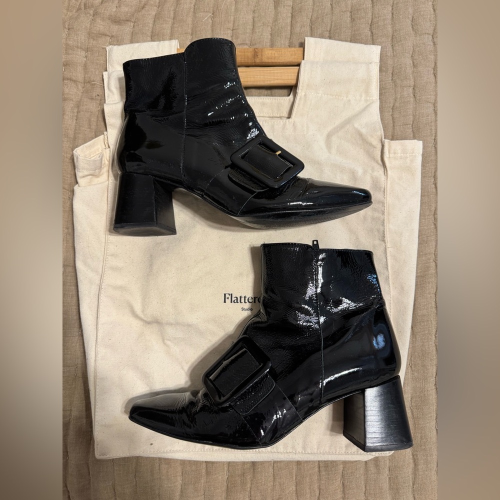 Flattered black crinkle patent buckle ankle boots - size 39